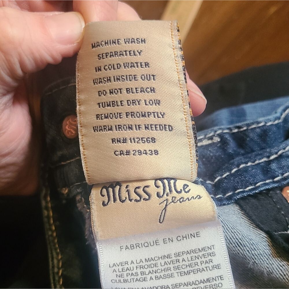 Miss ME women's Embroidered Back Pocket Jeans SIZE 27 Easy Boot Cut Midrise - Picture 8 of 8